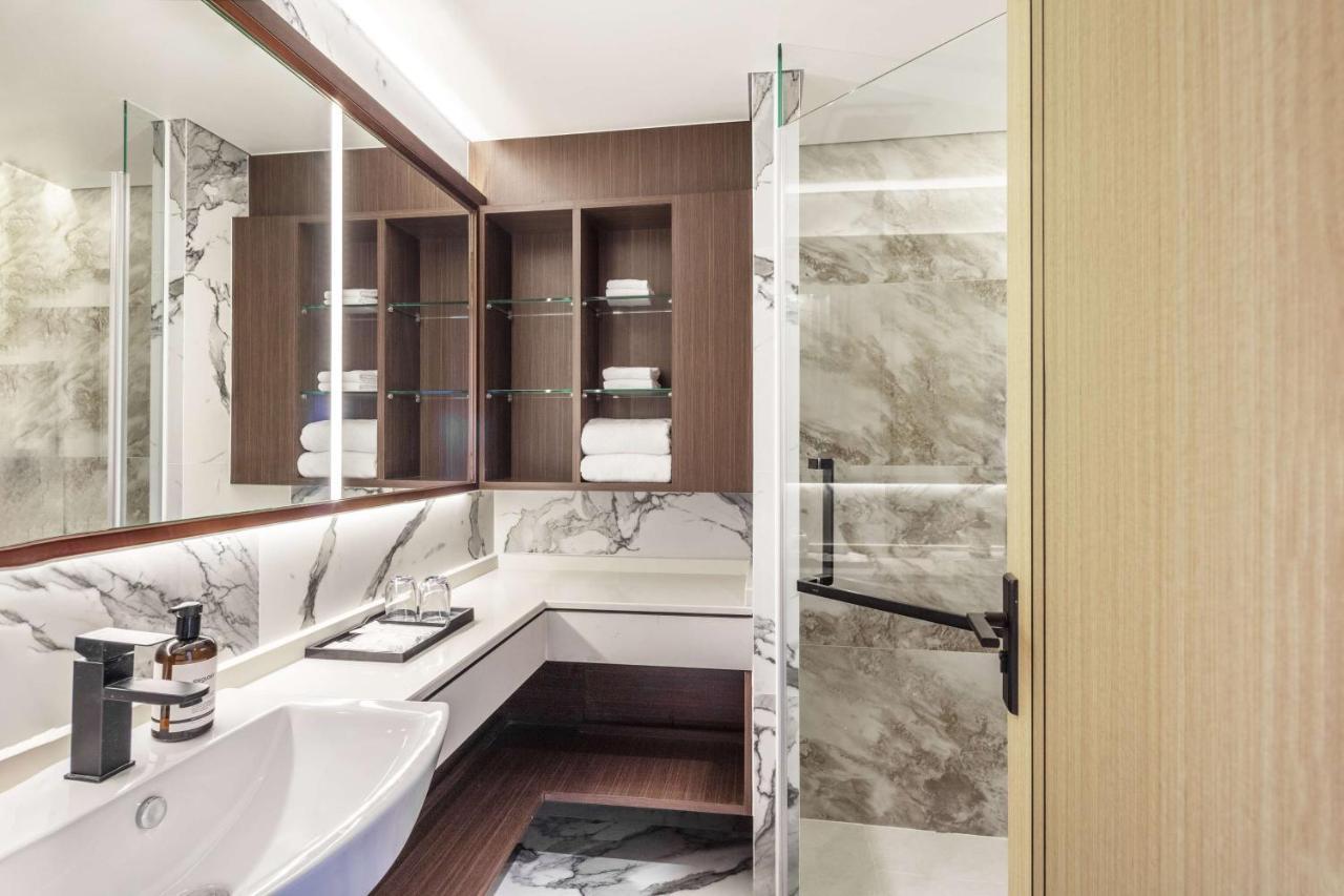 Best Western Click Sathorn 11 Bangkok Eksteriør billede